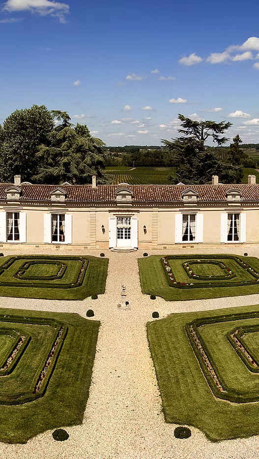 1.Chateau.jpg