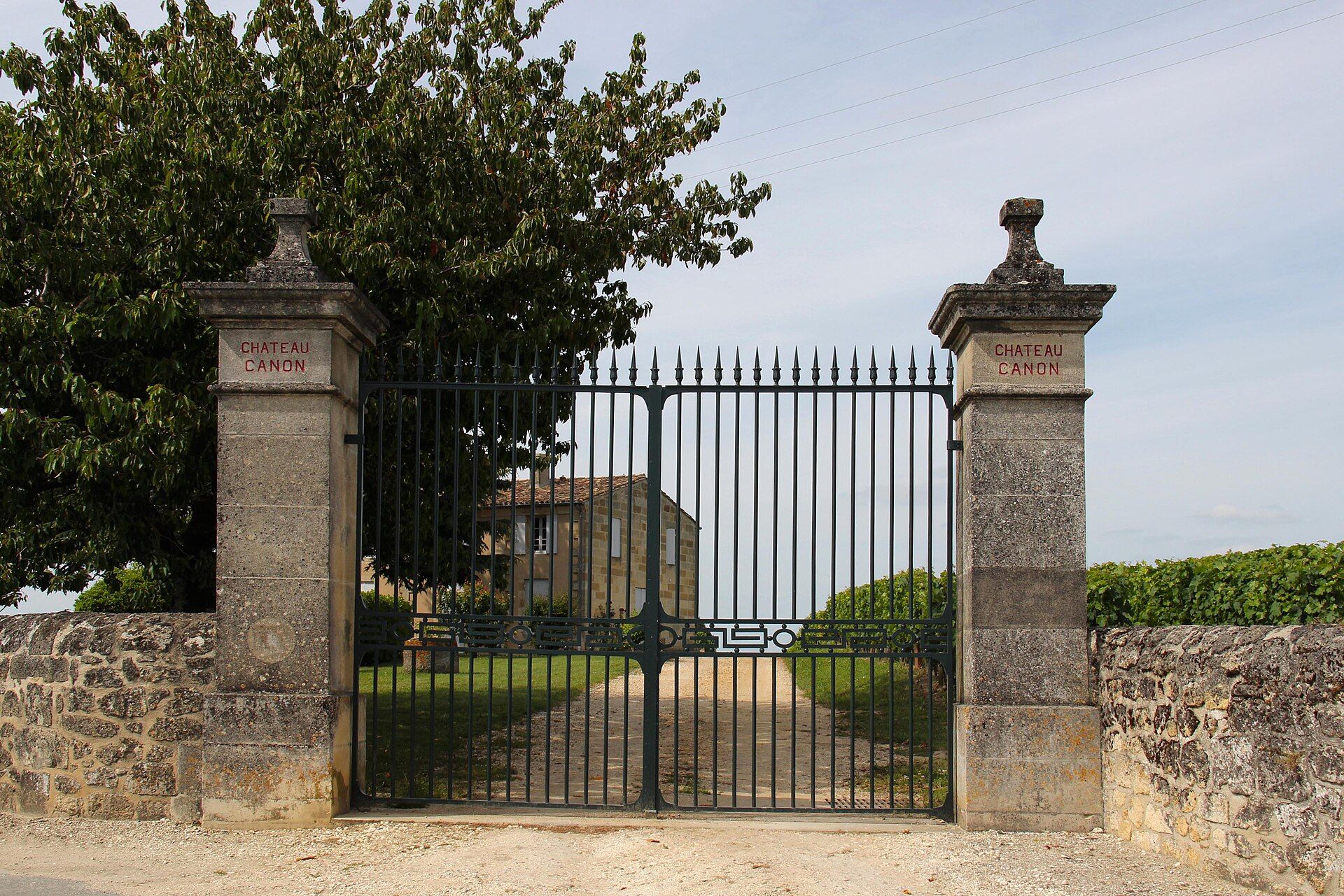 Château Canon — photo 2