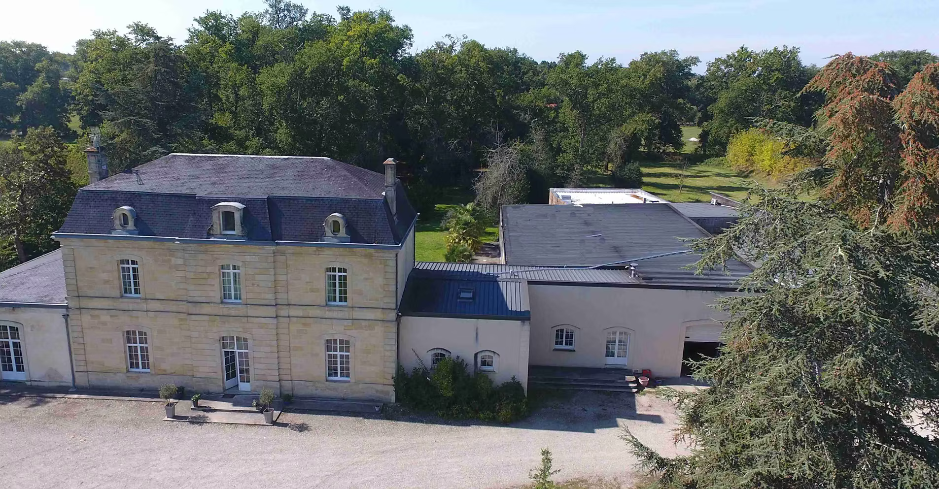 Château Haut Bacalan — photo 2