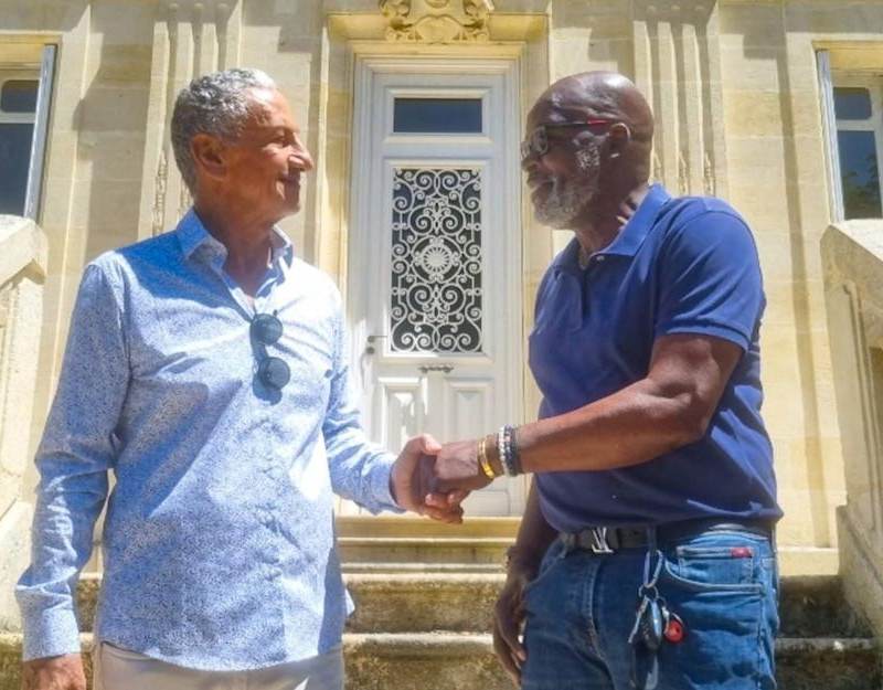Le champion de football Marius Trésor et Philippe Petit, candidat potentiel à la présidentielle.