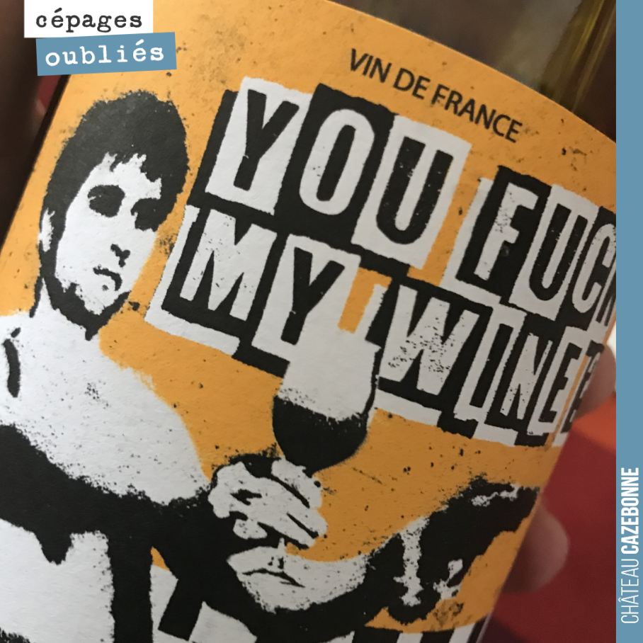 Do you know Jurançon noir? This grape variety was planted in Bordeaux in the 19th century. In the Entre-Deux-Mers in particular, it went by the name of Enrageat.
We have replanted it at Cazebonne. Tasting here...