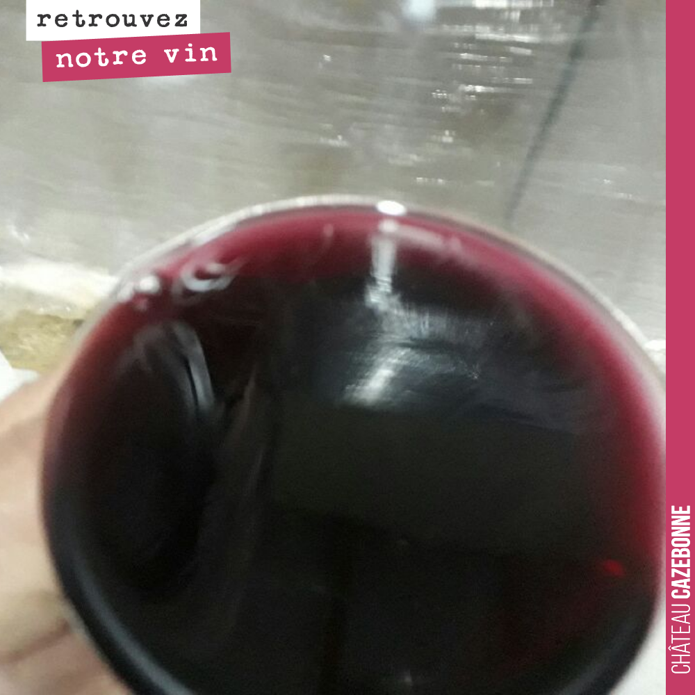Re-tasting our 2017 red ‘Entre amis’ ahead of Friday’s bottling.
It is tasting lovely, with a beautiful colour and nicely open on the fruit.