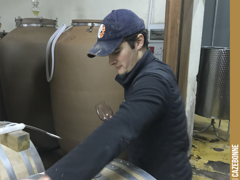 Valentin at the helm. We are re-tasting all the 2020 batches to see how they are evolving. This year, we have magnificent reds with great depth. The barrel-aged whites are currently showing some r...