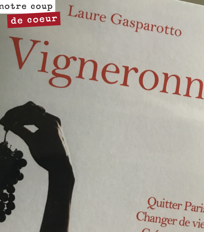 Lecture de vacances.
Cela fait quelques semaines que j’ai ce livre sur ma table de chevet. J’ai beaucoup de mal à l’ouvrir. Parce qu’il raconte l’histoire de Laure Gasparotto, née-vigneronne, qui ...