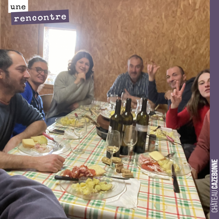 A well-deserved end-of-year meal with the team over a traditional raclette.
Important to take the time to unwind.
Also the opportunity to taste our 2022 vintage, freshly bot...